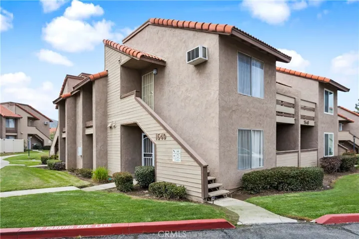 1549 Border Avenue H, Corona, California 92882