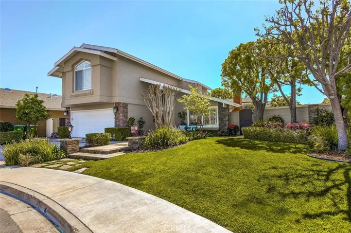 Spacious Cul-de-sac Location