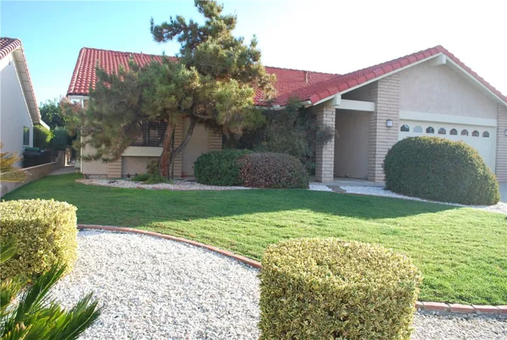 1350 Hickory Drive, Hemet, California 92545