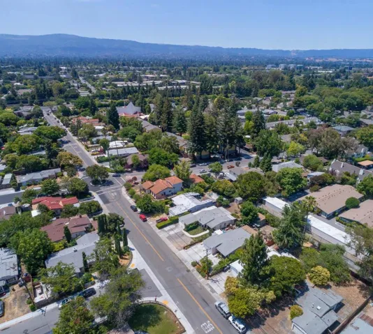 394 Farley Street, Mountain View, California 94043