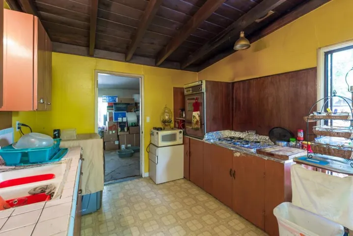 394 Farley Street, Mountain View, California 94043