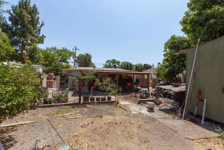 394 Farley Street, Mountain View, California 94043