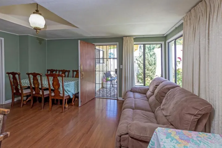 394 Farley Street, Mountain View, California 94043