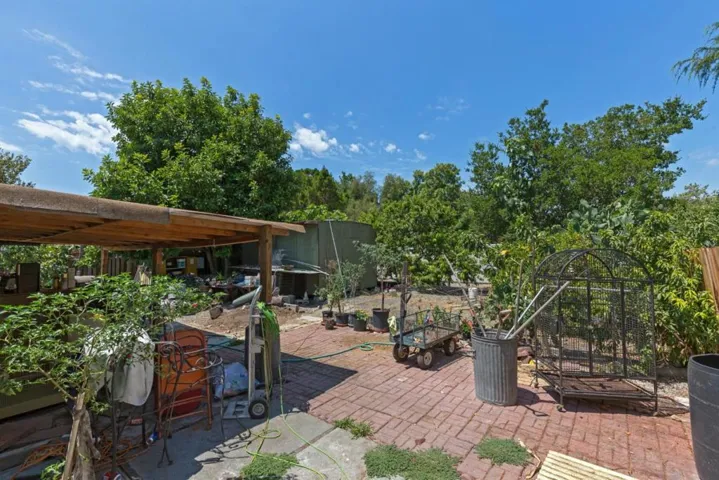 394 Farley Street, Mountain View, California 94043