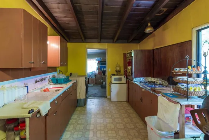 394 Farley Street, Mountain View, California 94043