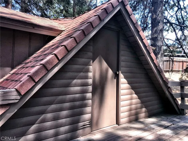 ACCESS TO ROOM ABOVE THE GARAGE-OUTBUILDING 2