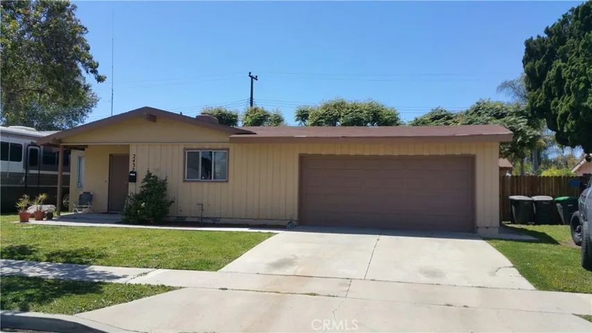 2437 Littleton Place, Costa Mesa, California 92626
