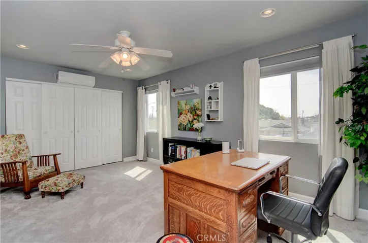 Secondary upstairs bedrooms are huge with huge closets...plenty of room for kids to sleep, study and play.