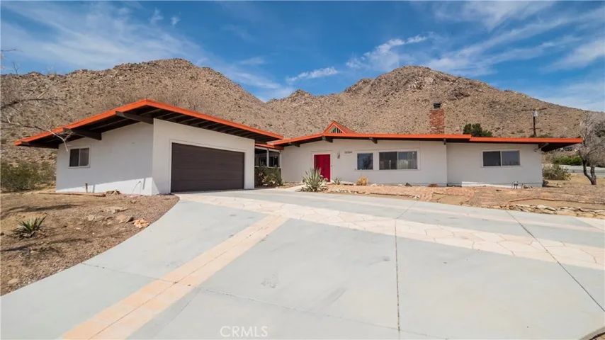 16164 Rancherias Road, Apple Valley, California 92307