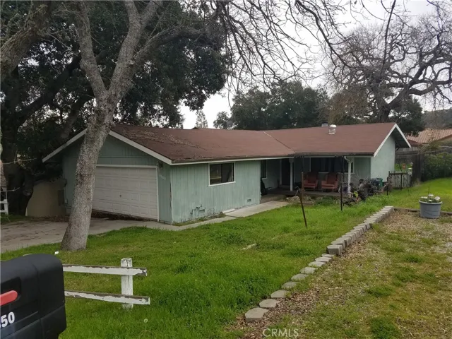 8860 Arcade Road, Atascadero, California 93422