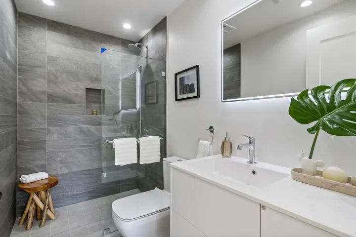 2287 37th Avenue, San Francisco, California 94116