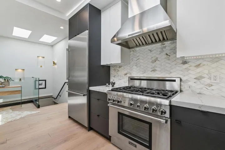 2287 37th Avenue, San Francisco, California 94116