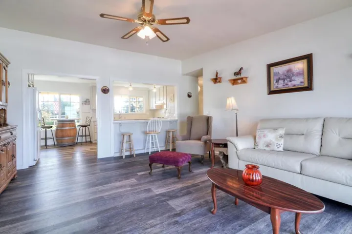 840 Heatherwood Estates Drive, Hollister, California 95023