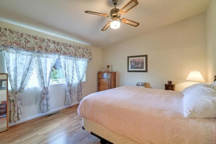 840 Heatherwood Estates Drive, Hollister, California 95023