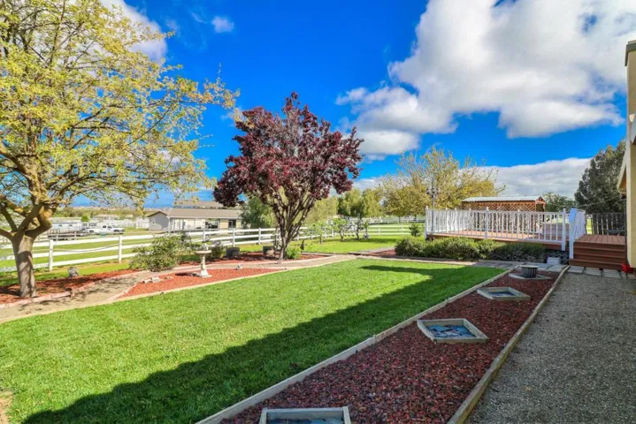 840 Heatherwood Estates Drive, Hollister, California 95023