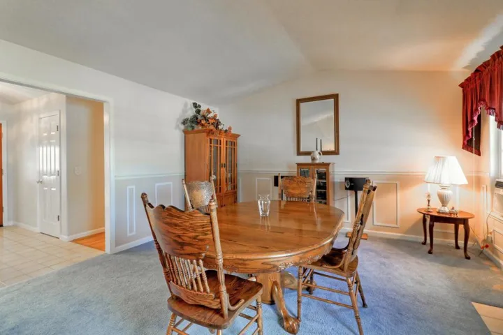 840 Heatherwood Estates Drive, Hollister, California 95023