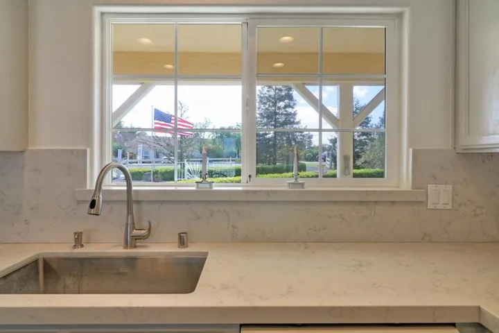 840 Heatherwood Estates Drive, Hollister, California 95023