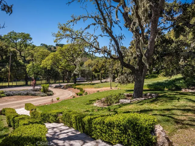 11700 Santa Lucia Road, Atascadero, California 93422