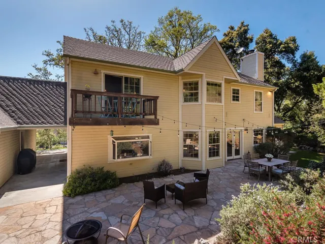11700 Santa Lucia Road, Atascadero, California 93422