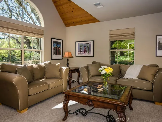 11700 Santa Lucia Road, Atascadero, California 93422