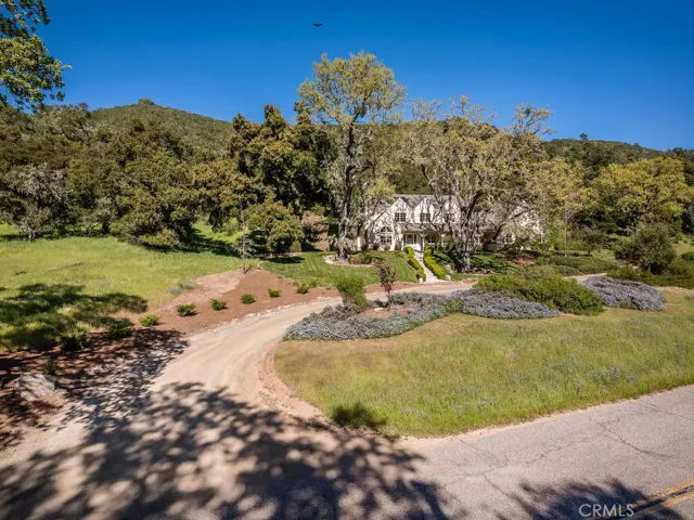 11700 Santa Lucia Road, Atascadero, California 93422