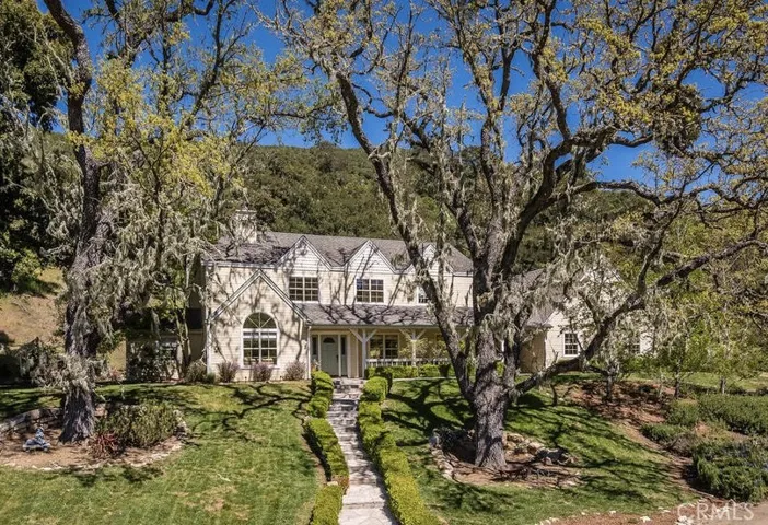 11700 Santa Lucia Road, Atascadero, California 93422