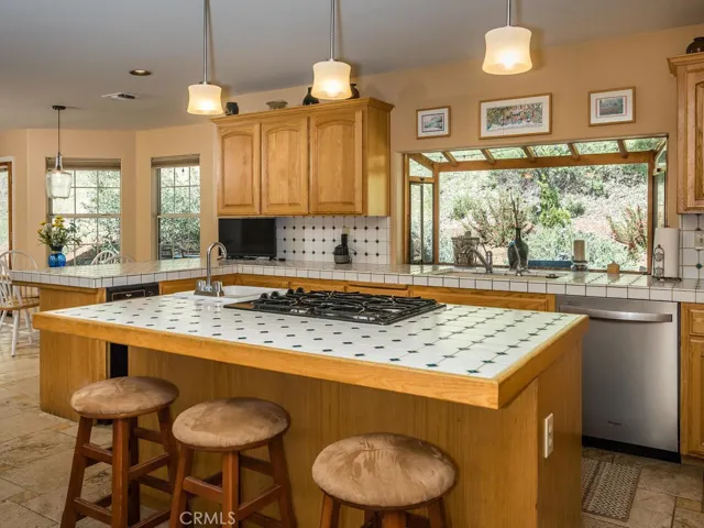 11700 Santa Lucia Road, Atascadero, California 93422