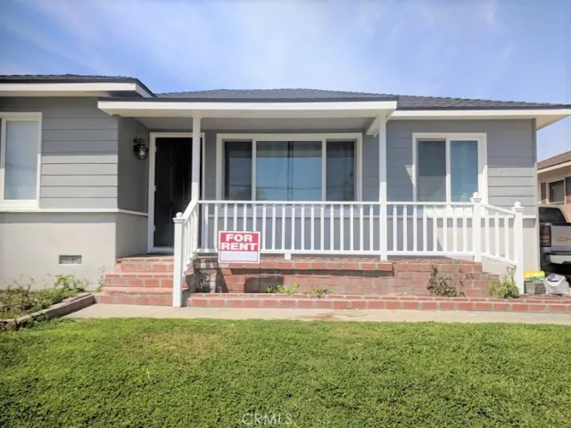 4457 Palo Verde Avenue, Lakewood, California 90713
