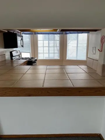 119 Highland Avenue C, Burlingame, California 94010