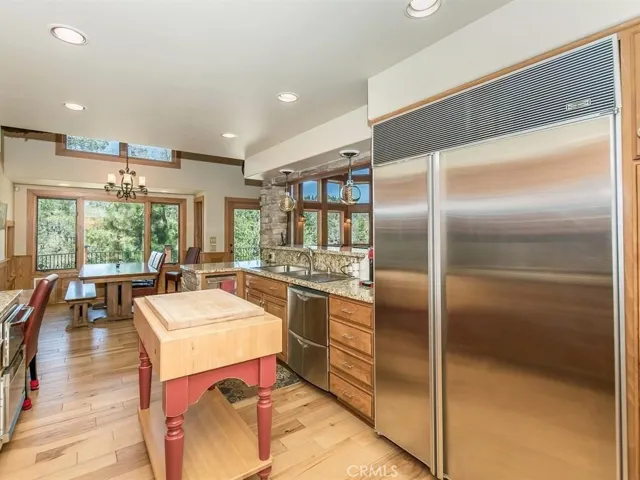 3011 Blue Bird Drive, Running Springs, California 92382
