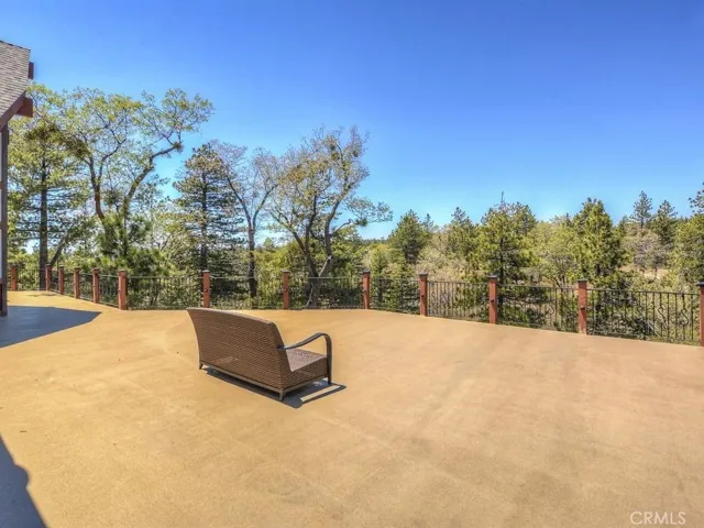 3011 Blue Bird Drive, Running Springs, California 92382