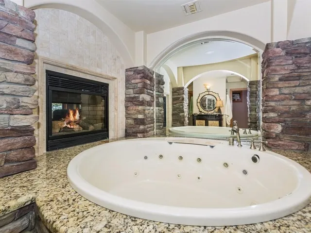 3011 Blue Bird Drive, Running Springs, California 92382