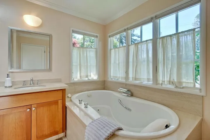 162 Del Monte Avenue, Los Altos, California 94022