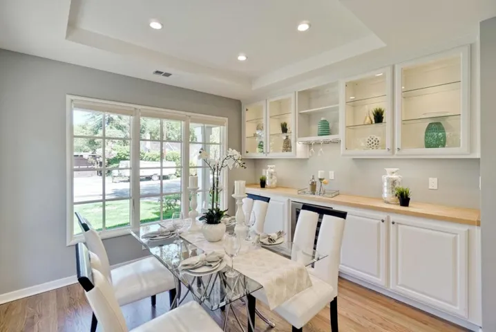 162 Del Monte Avenue, Los Altos, California 94022
