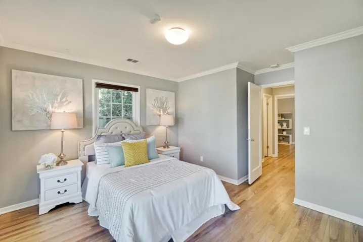 162 Del Monte Avenue, Los Altos, California 94022