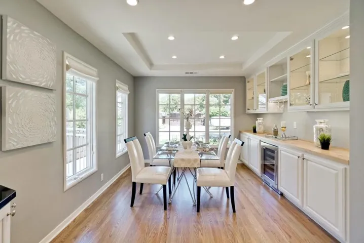 162 Del Monte Avenue, Los Altos, California 94022