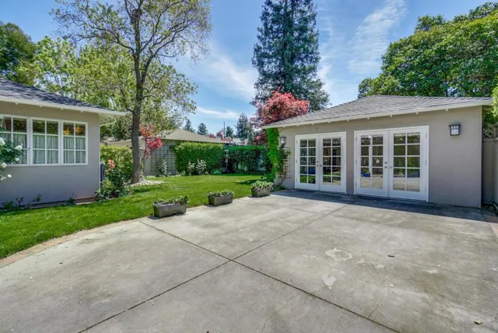 162 Del Monte Avenue, Los Altos, California 94022