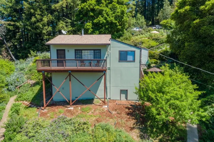 12040 Madrone Avenue, Felton, California 95018