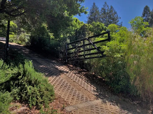 12040 Madrone Avenue, Felton, California 95018