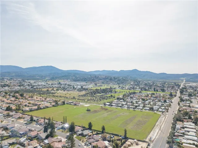 25035 Penang Drive, Hemet, California 92544