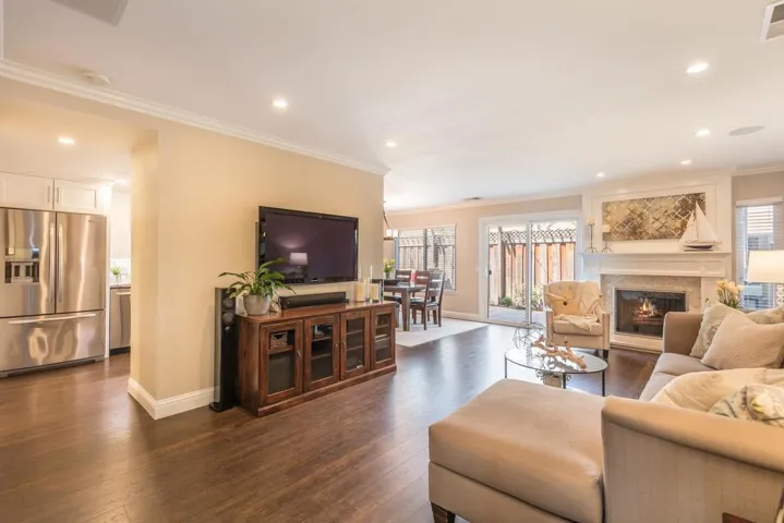 357 W Rincon Avenue A, Campbell, California 95008