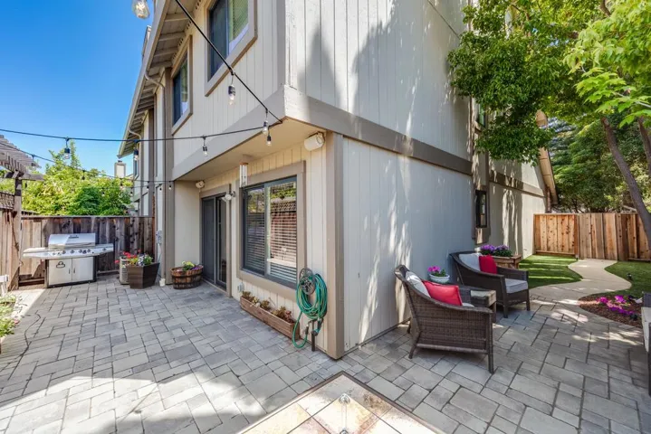 357 W Rincon Avenue A, Campbell, California 95008