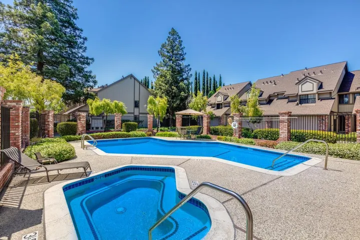 357 W Rincon Avenue A, Campbell, California 95008