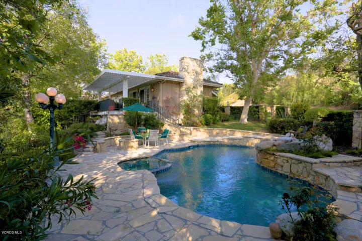 4539 VALLEY SPRINGS - OUTSIDE POOL 03 (0