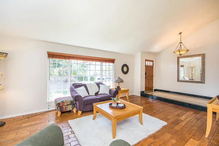 3787 Stanton Ct Simi Valley CA-large-014