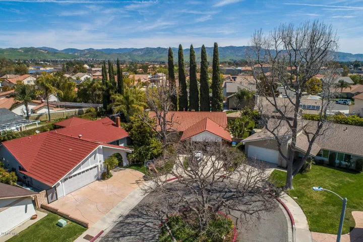 3787 Stanton Ct Simi Valley CA-large-002