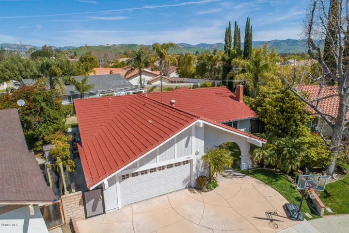 3787 Stanton Ct Simi Valley CA-large-001