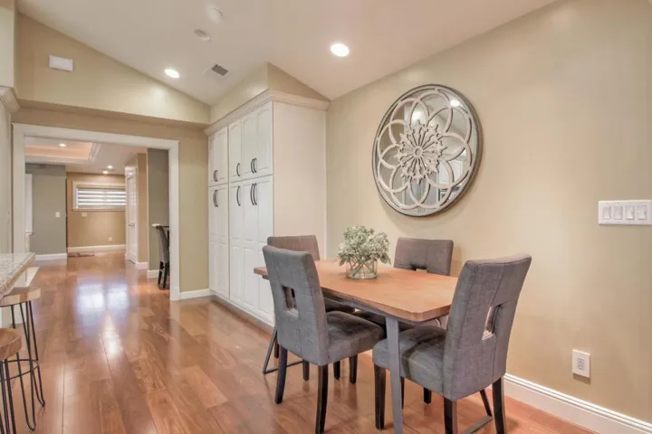 930 Seena Avenue, Los Altos, California 94024