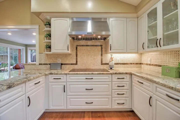 930 Seena Avenue, Los Altos, California 94024