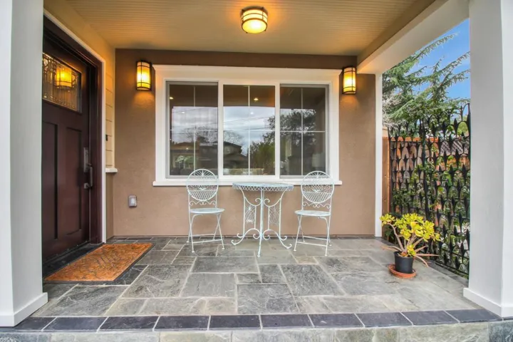 930 Seena Avenue, Los Altos, California 94024